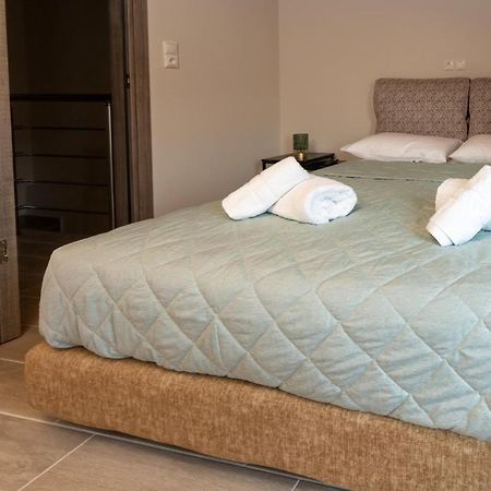 Comfy & Stylish Apt In Ioannina Apartment Ngoại thất bức ảnh
