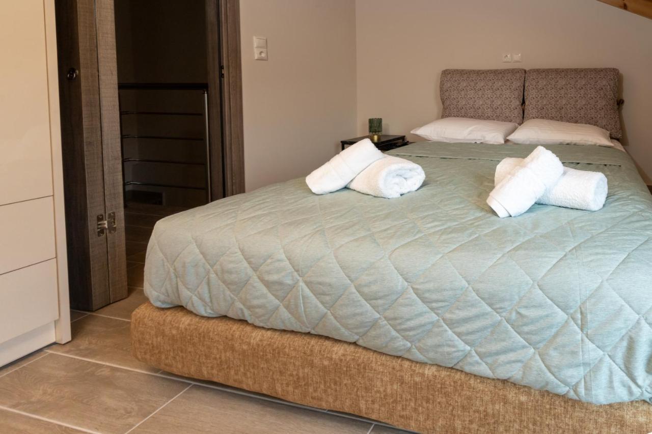 Comfy & Stylish Apt In Ioannina Apartment Ngoại thất bức ảnh