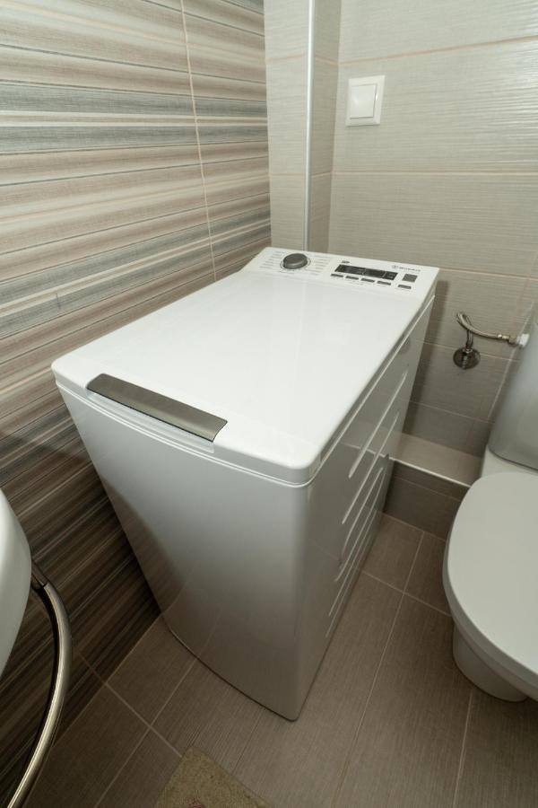 Comfy & Stylish Apt In Ioannina Apartment Ngoại thất bức ảnh